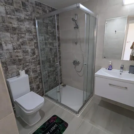 трёхкомнатная в комплексе абелия Апартаменты