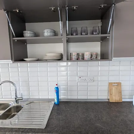 трёхкомнатная в комплексе абелия Apartman *